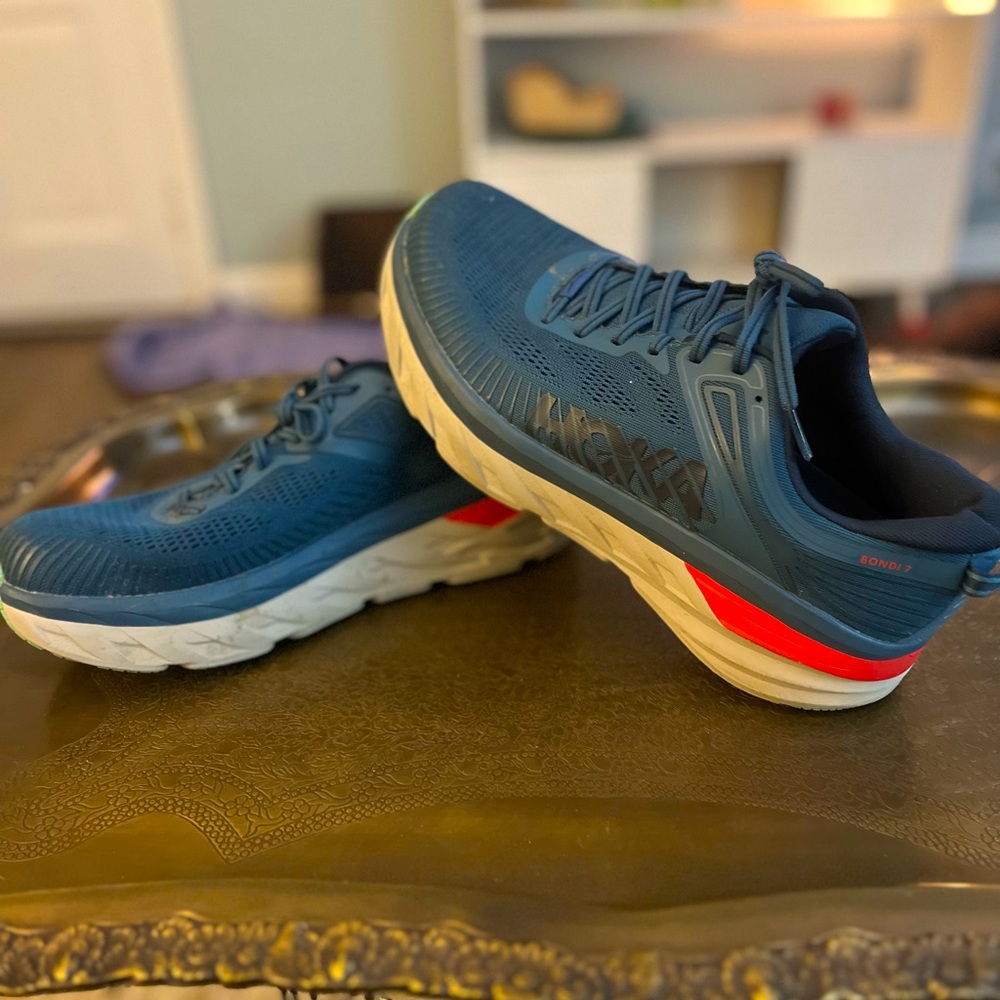 Size 11 Men’s Hoka One One Bondi 7 Real Teal